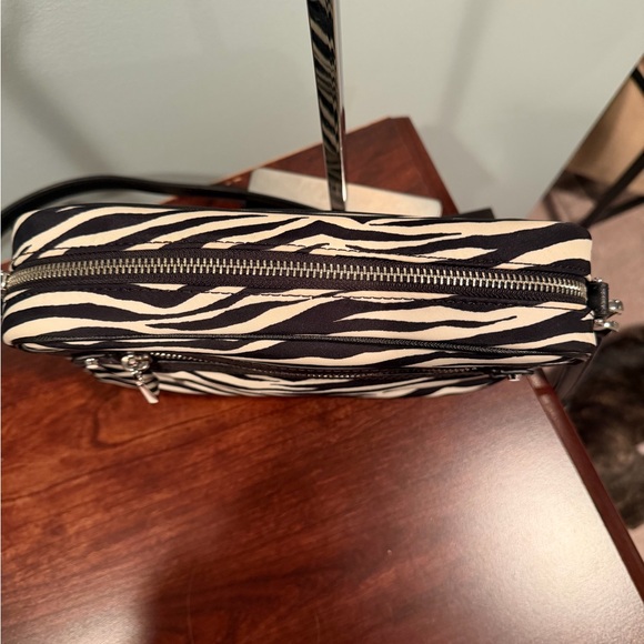 Michael Kors Zebra Print Bag with charm - Picture 6 of 10
